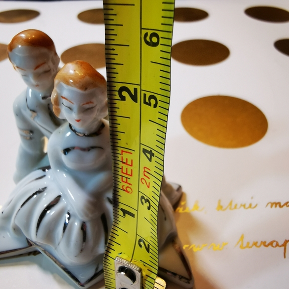 Vintage Porcelain Wedding Cake Topper Bride & Groom - Picture 11 of 11